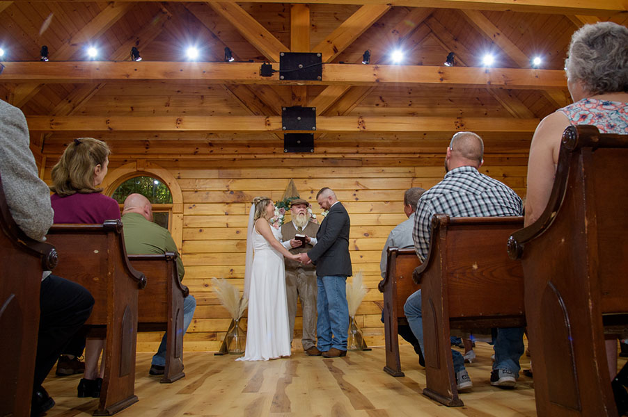 Gatlinburg Weddings in the Smoky Mountains of Tennessee