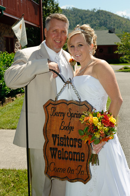 Mountain view elopement location in Pigeon Forge